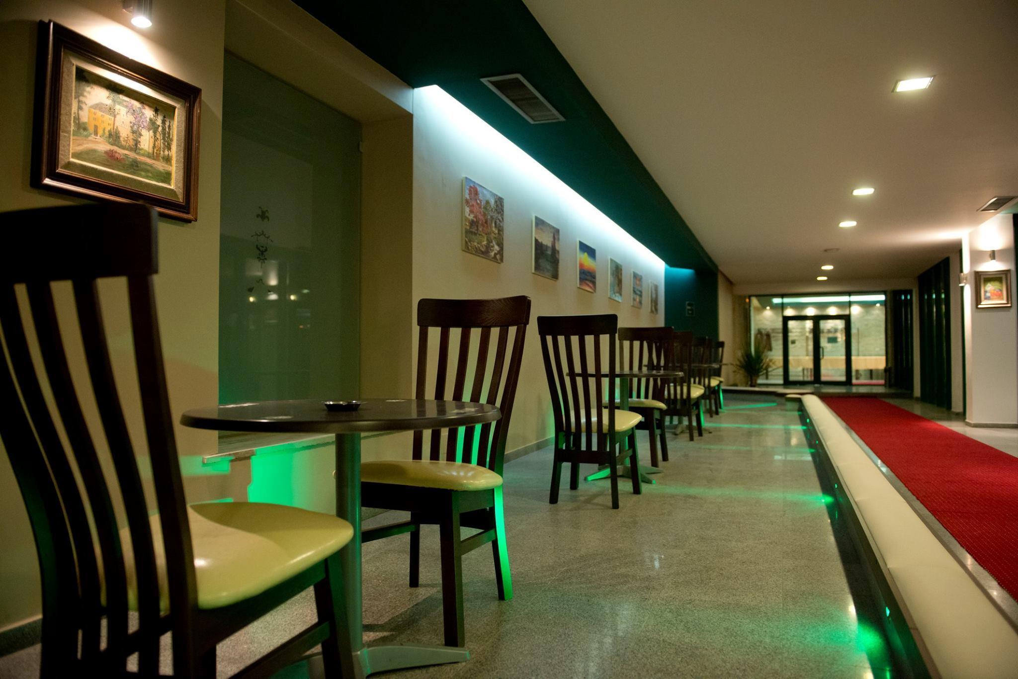 מאמאיה Hotel & Medspa Siret מראה חיצוני תמונה