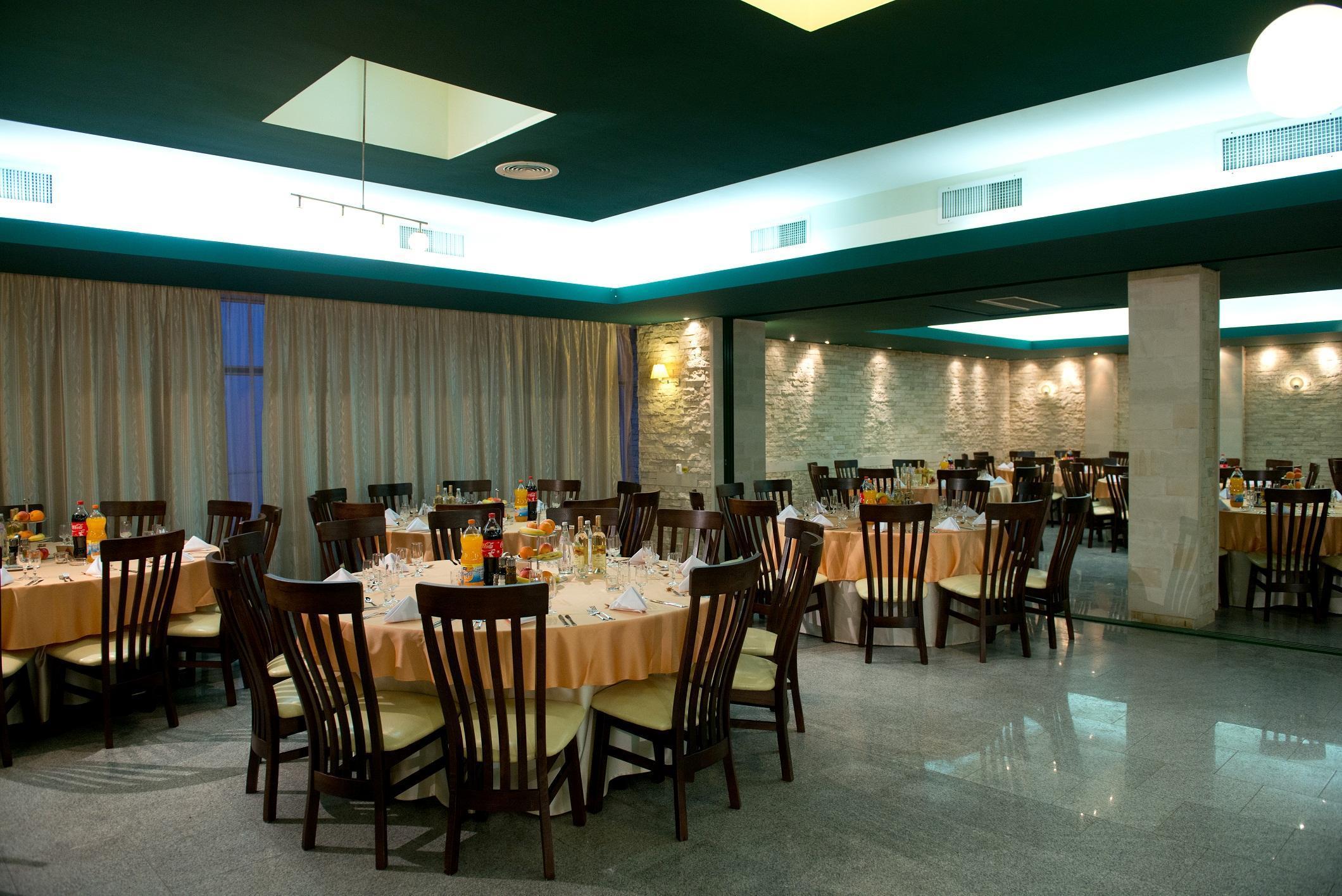 מאמאיה Hotel & Medspa Siret מראה חיצוני תמונה