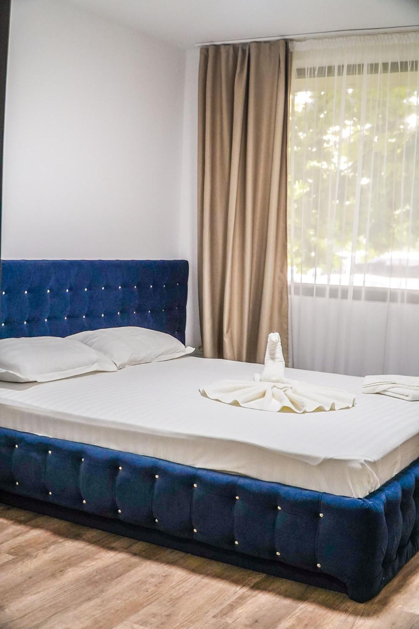 מאמאיה Hotel & Medspa Siret מראה חיצוני תמונה